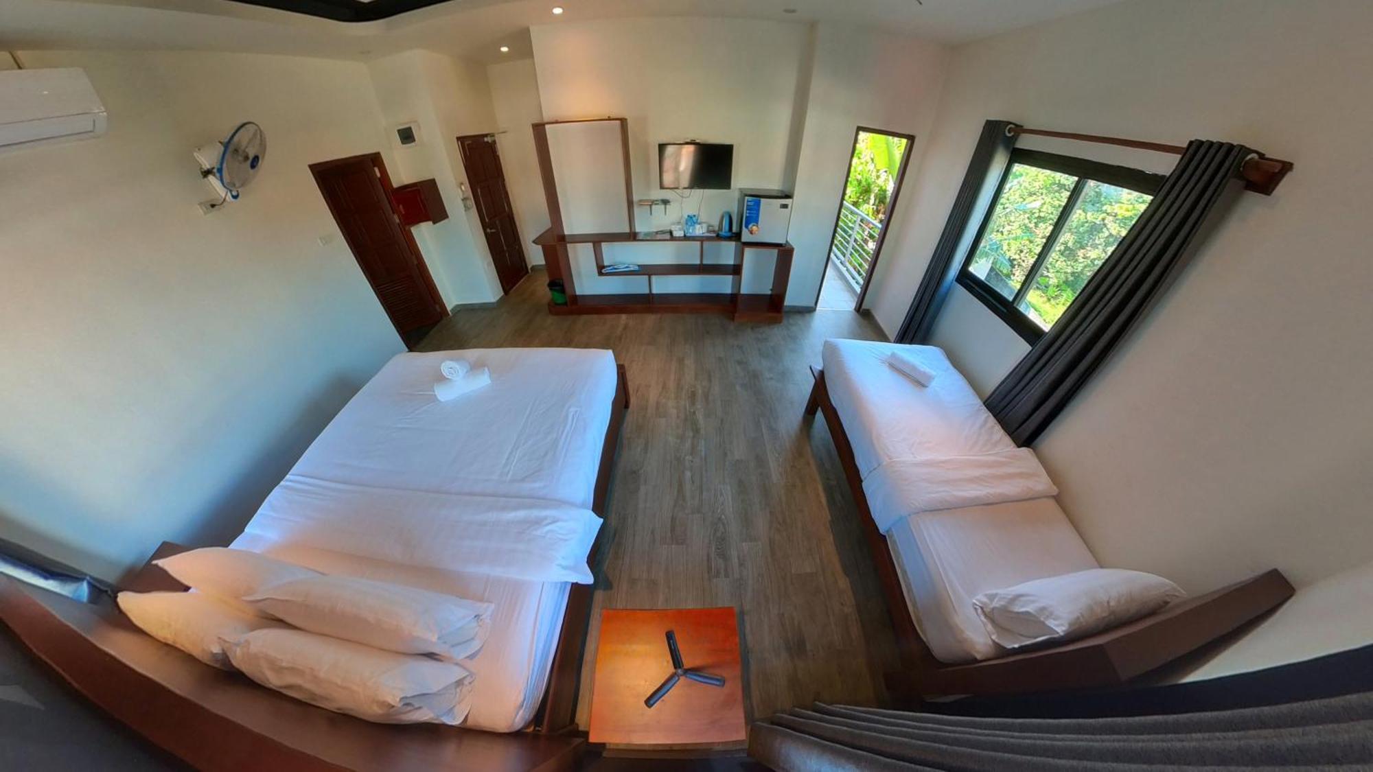 Faraway Suites Vang Vieng Habitación foto